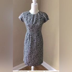 Banana Republic Silky Black and Beige Abstract Pattern Dress Size 8